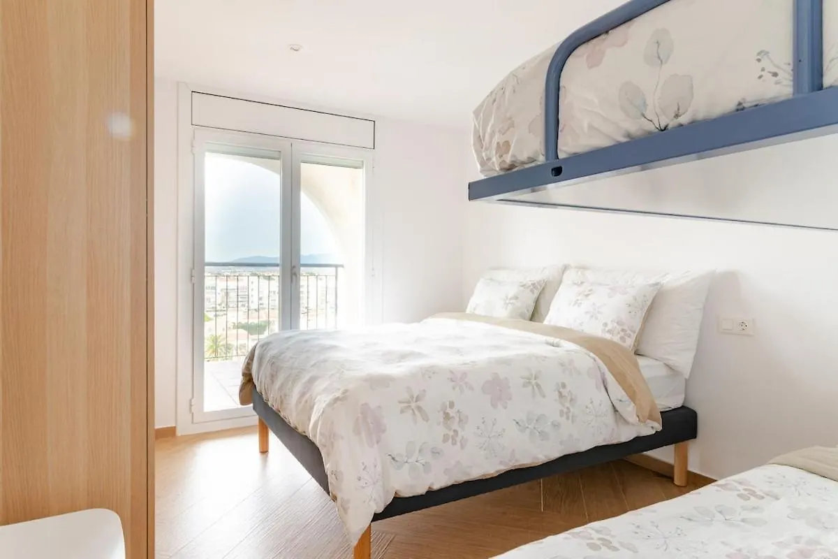 Louane-Paradise Empuriabrava Apartment