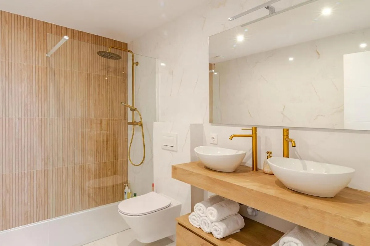 Apartment Louane-Paradise Empuriabrava Spain
